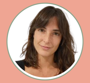 Retrato de Rocío Vilches, psicóloga sanitaria en Barcelona especialista en trauma y acompañamiento a mujeres.